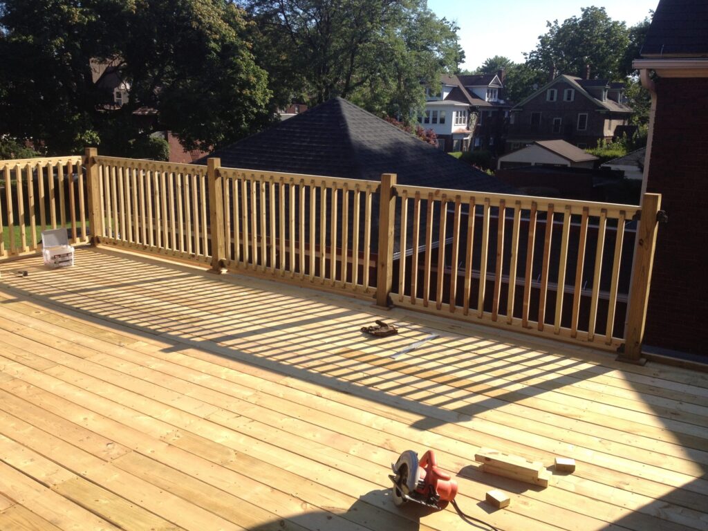deck and fence contractor in Yardley